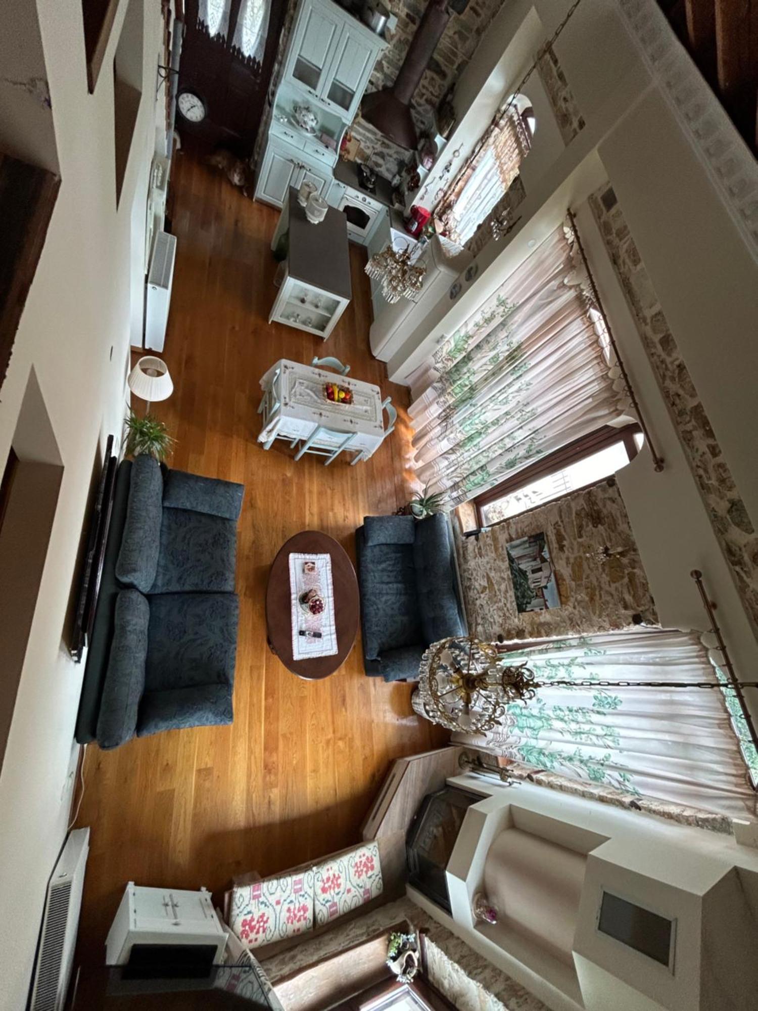 αρχοντικό γιούλη Apartment Mileai
